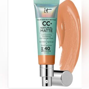 🔥It cosmetics Spf 40 CC  matte
Expires this month